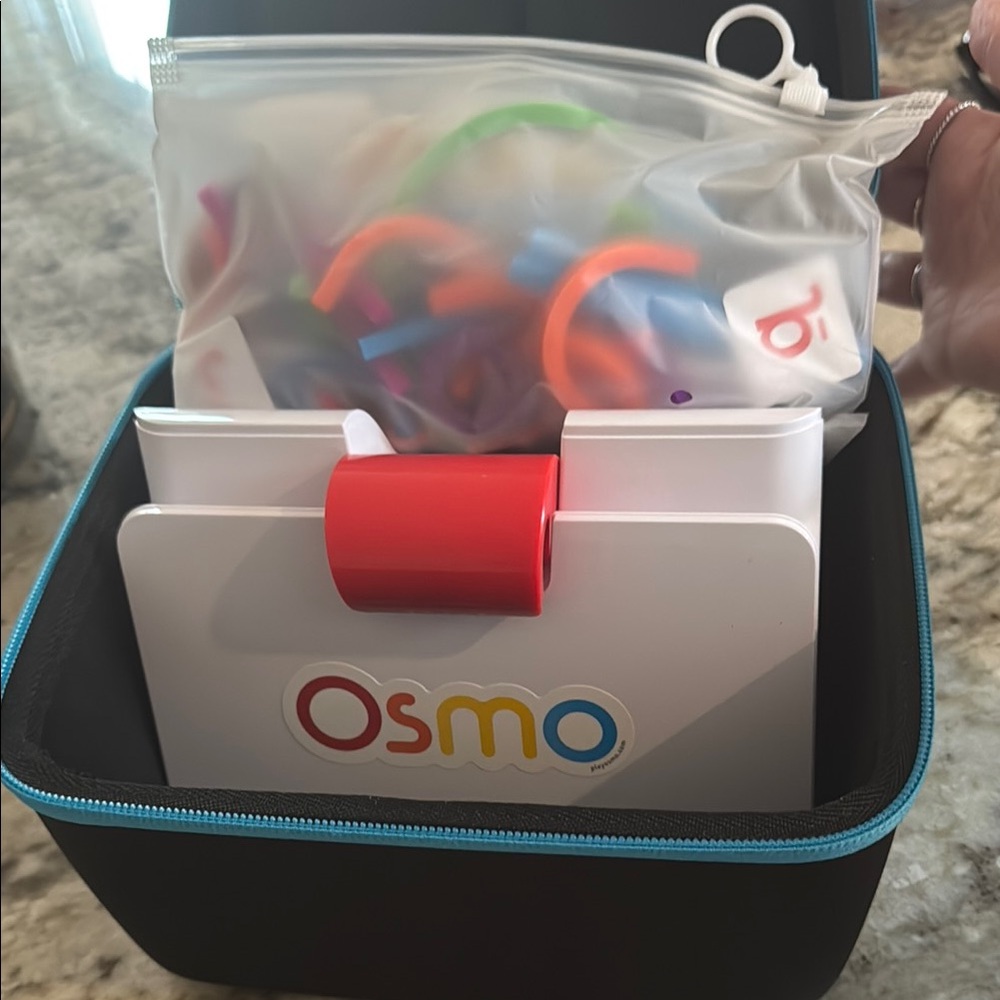 Osmo Learning Toy Kit with Colorful Accessories